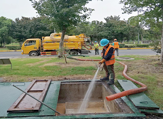 旅顺口化油池清理